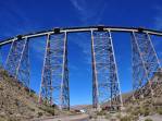O impressionante viaduto La Polvorilla, na região de San Antonio de Los Cobres - Argentina